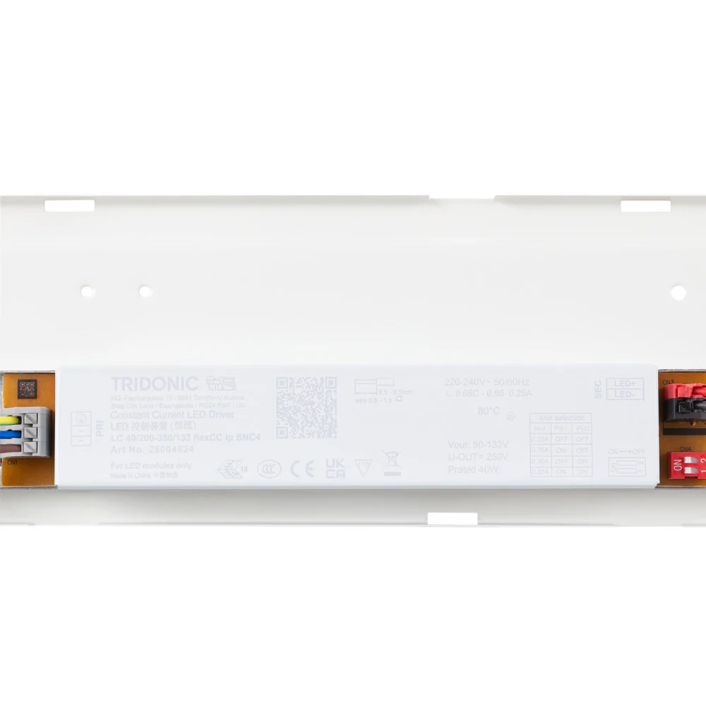 Equipo Estanco Enlazable Kit de Emergencia LED 40W 4800Lm IP65 CCT (Tonalidad Luz Regulable) 3000-6500ºK 110º Regulable Tridonic - Image 2