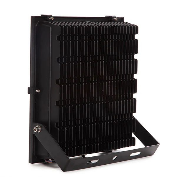 Proyector LED 150W 18.000Lm 6000ºK IP65 50.000H - Image 3