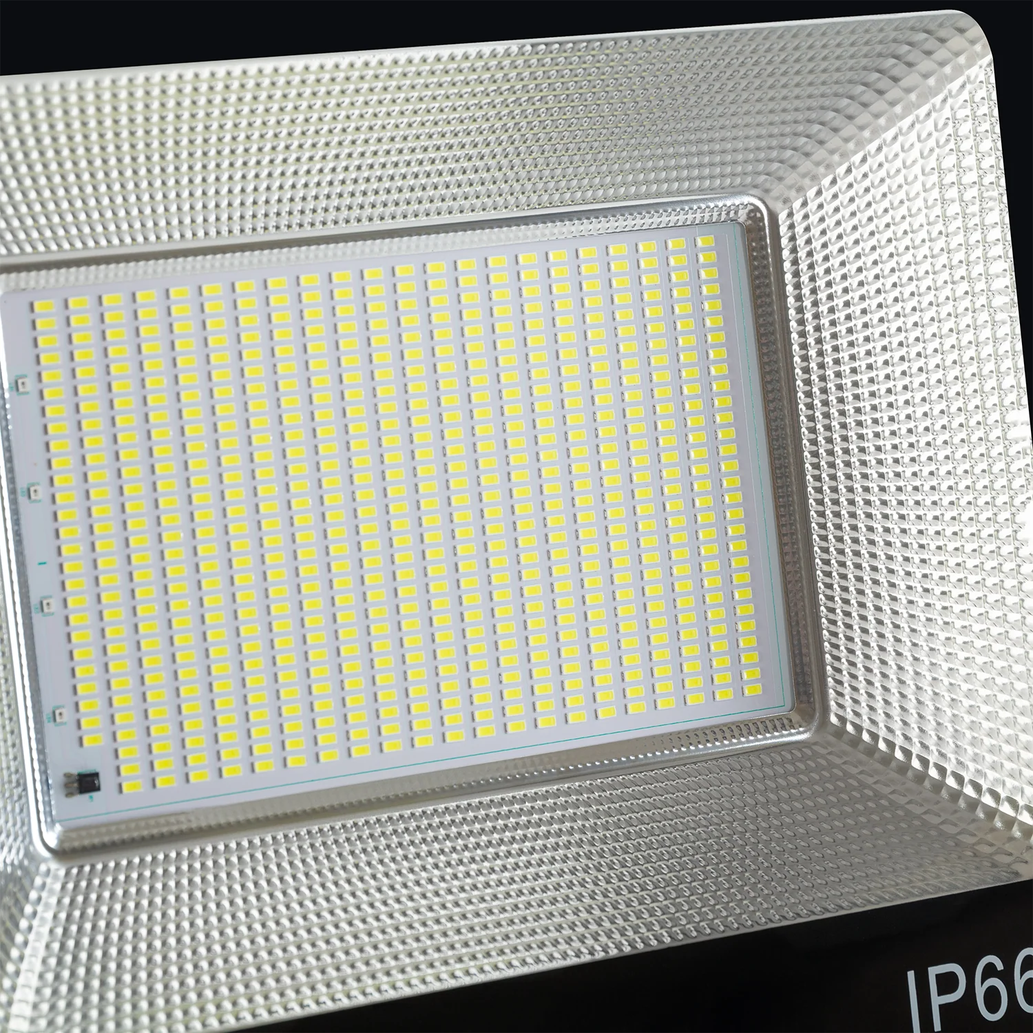 Proyector LED 200W 20.000Lm 6000ºK Solar Sensor 200W + Control Remoto Panel 6V/30W 40.000H - Image 3