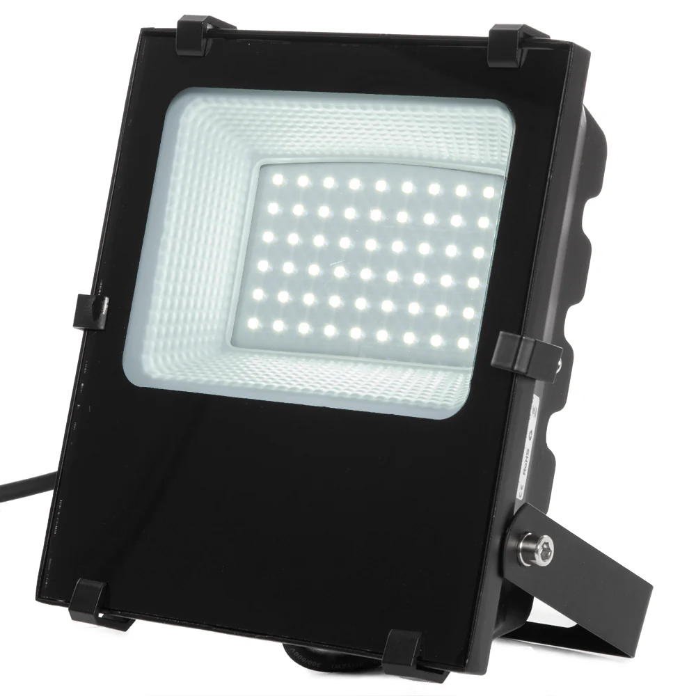 Proyector LED 30W 4800Lm 6000ºK IP65 Regulable 100.000H - Image 3