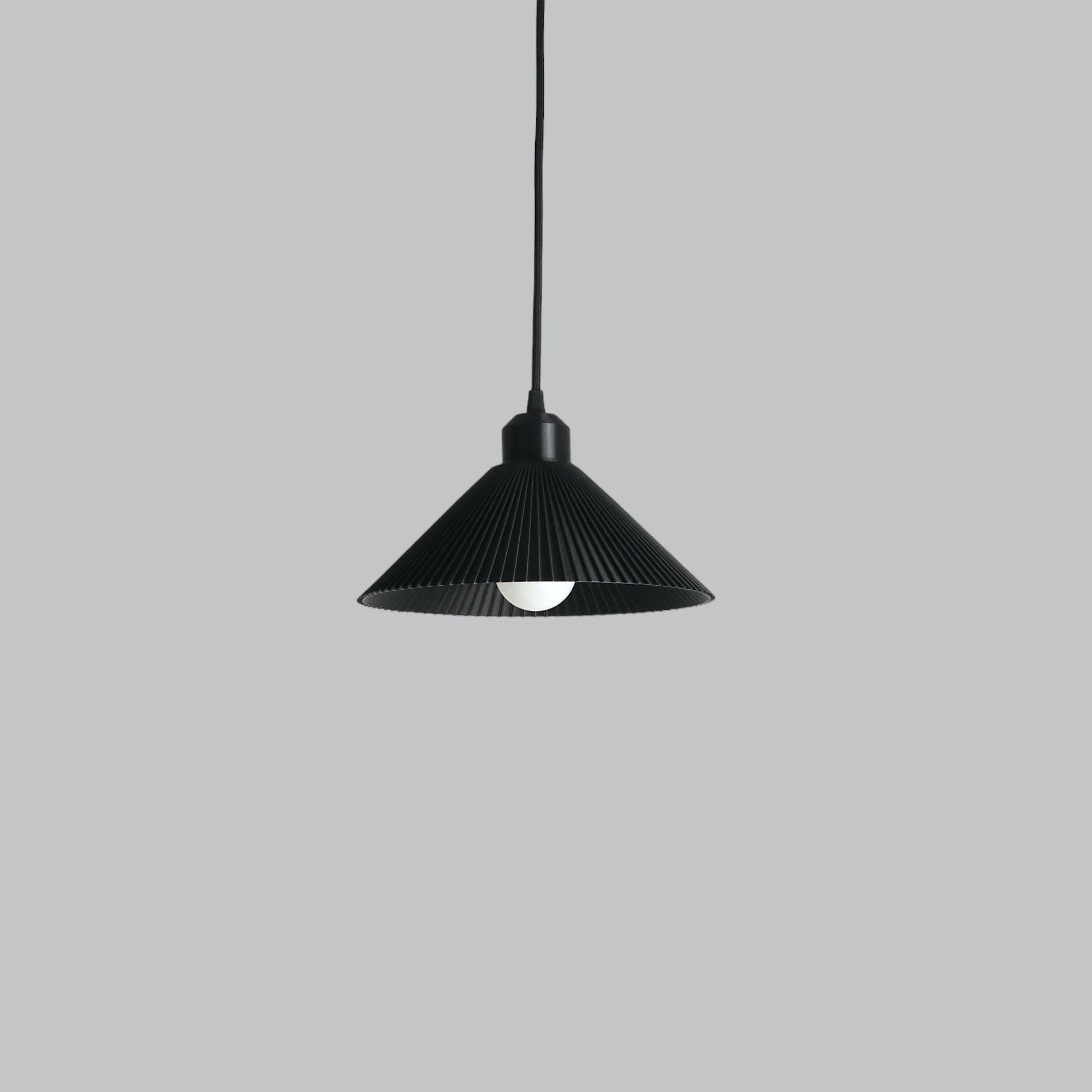 Lámpara Colgante "Colt" Color Negro/Florón Negro/Cable Negro - Image 3