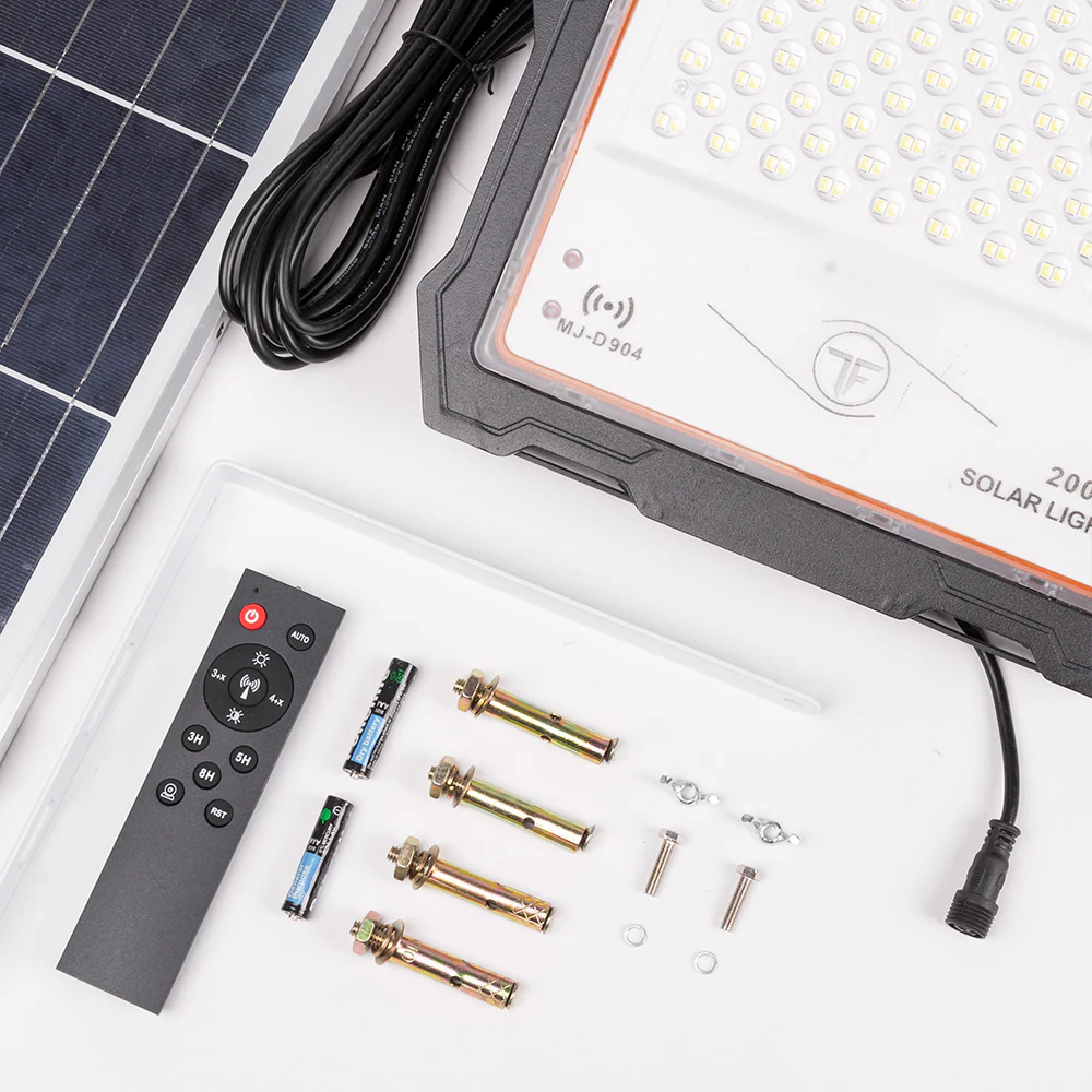Proyector LED Solar 200W Sensor_Control Remoto Panel:5V 45W Batería: 3,3V 45.000Ma  [LUM-MJ-DW904] - Image 5